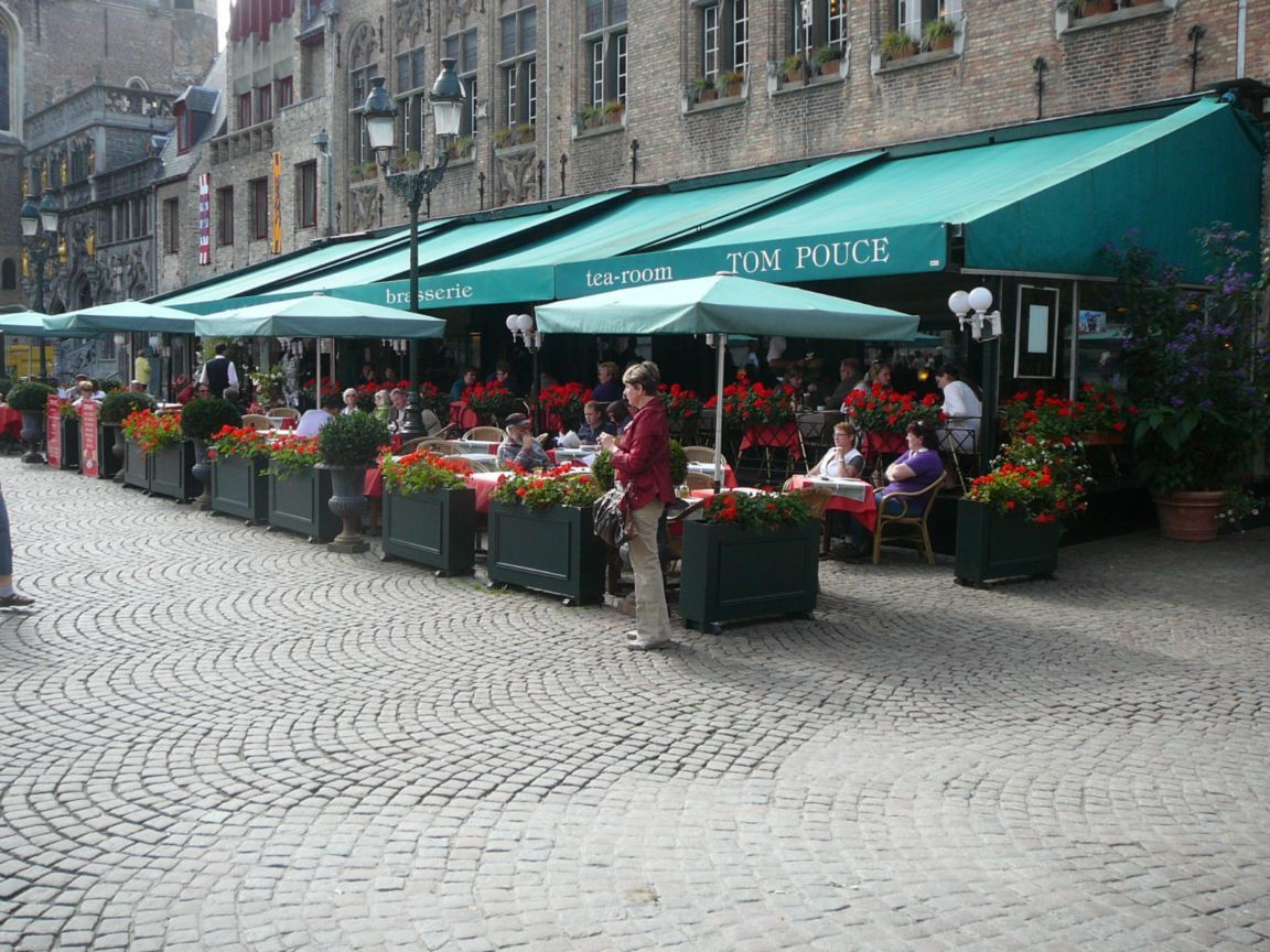 Increase Your Outdoor Dining Area's Appeal Today