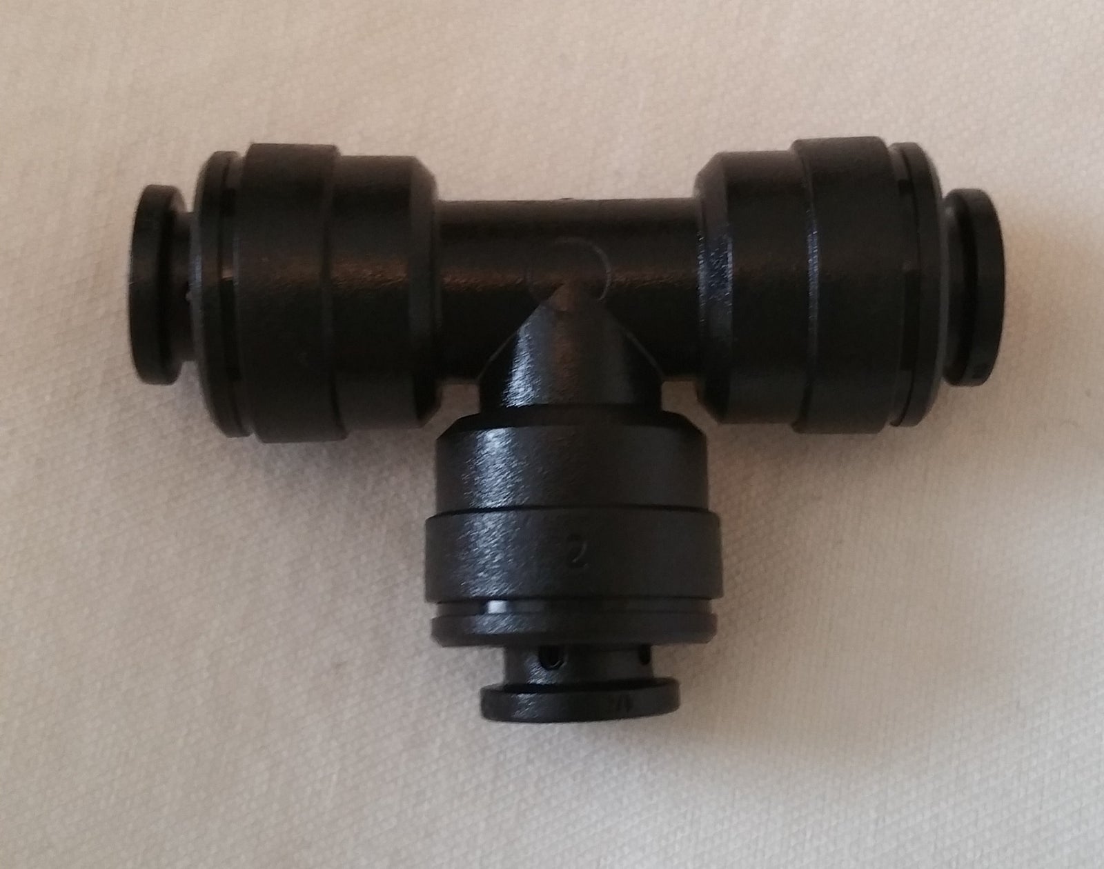 Low & Mid Pressure Tee 1/4"